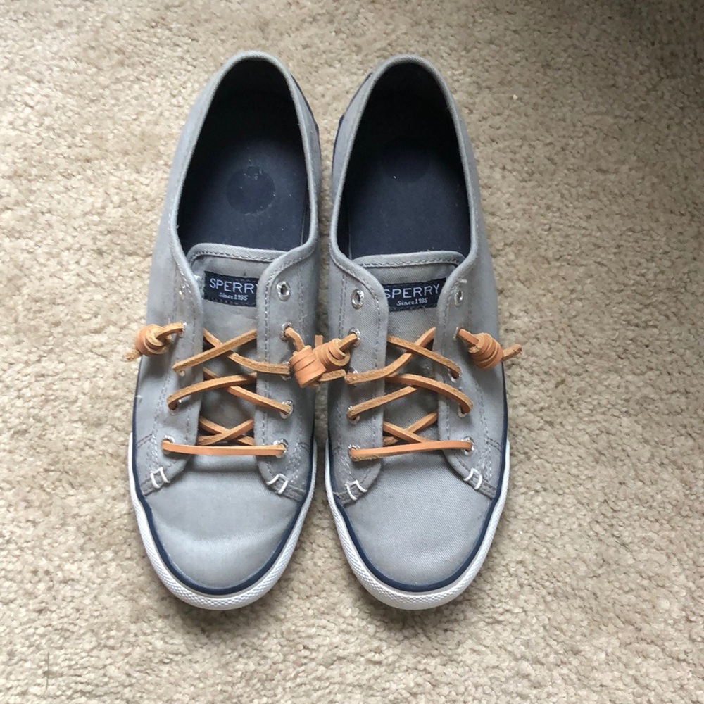 grey sperrys